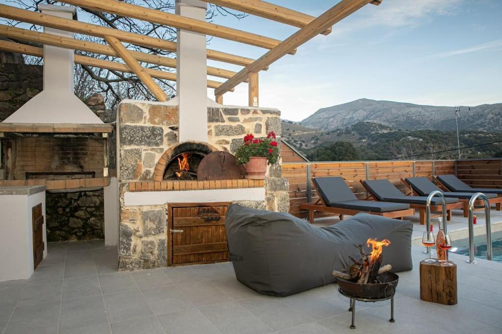 Lasithi Luxury Villa Mesa Lasithi Exterior photo